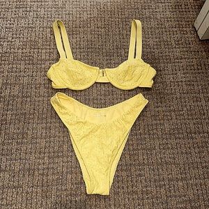 Brand new bathing suit never worn from Pacsun. Size small top and bottoms